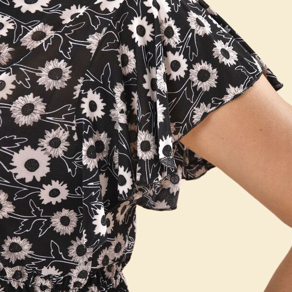 Maxikleid mit gesmokter Taille und Flatterärmeln, One Size, Schwarz image number 5