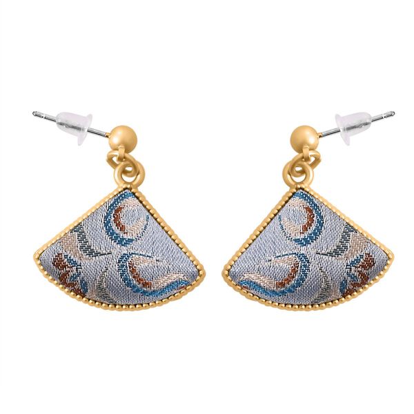 LA MAREY 2er-Set 110x180cm Seidenschal aus 100% Maulbeerseide mit Ohrringen, Hellgrün & blau image number 9