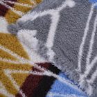 Wolkenweiche Sherpa-Decke mit Santa-Fe Muster, Grau und Mehrfarbig image number 4