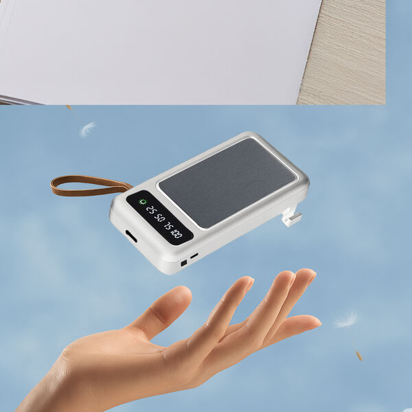 10.000 mAh Powerbank mit LED-Taschenlampe, 4 integrierten Kabeln, 14&times;6,8&times;2 cm, Wei&szlig; image number 2