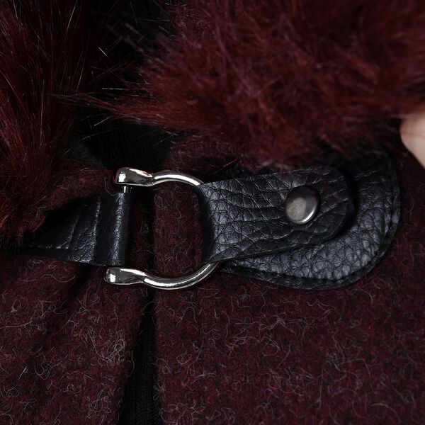 TAMSY - Kunstfell Cape, Einheitsgröße Burgunderrot image number 6