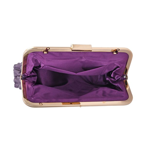 Clutch mit Metallschulterriemen in Stepp-Optik, Nude image number 5