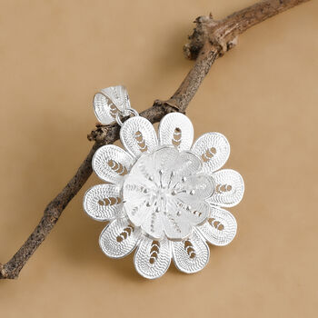 D'Joy Royal Bali- Tarakashi floraler Anh&auml;nger