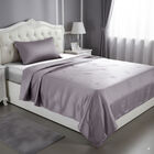 Serenity Night - 100% Maulbeerseide Luxus-Steppdecke mit Seidenfüllung, 135 x 200 cm, Silber