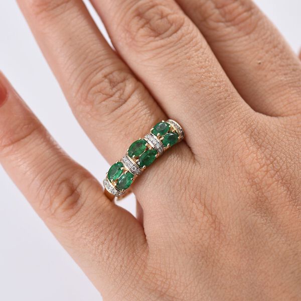 LUXURIANT DIAMOND- AAA Smaragd und Labor Diamant Ring in 375 Gold - 1,41 ct. image number 3