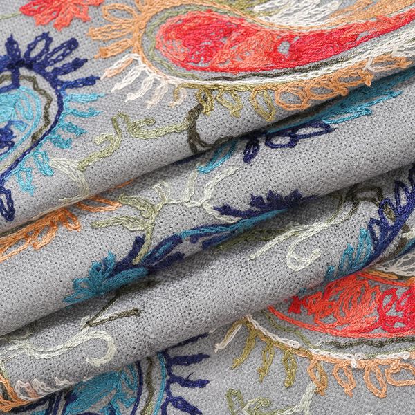 Bestickter Schal mit Fransen, Hellgrau image number 5