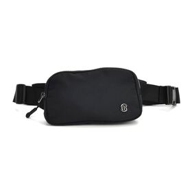 Nylon Crossbody Tasche in Schwarz mit praktischen Fächern, 19x12x6cm