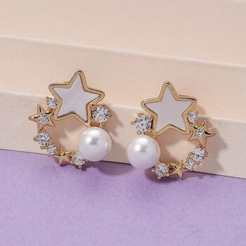 Wei&szlig;e Muschelkernperle (5-7 mm), Wei&szlig;es Perlmutt Ohrringe, Nickelfreies Messing, golfarben