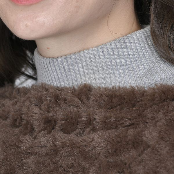 Damen Kunstfell Poncho, Blattmuster, Einheitsgröße Braun image number 3