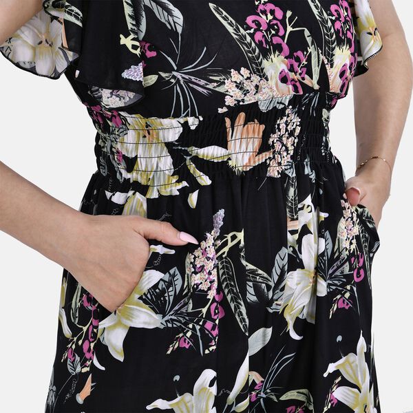 Jumpsuit mit gesmokter Taille und Flatterärmel, schwarz, Blumenmuster image number 11
