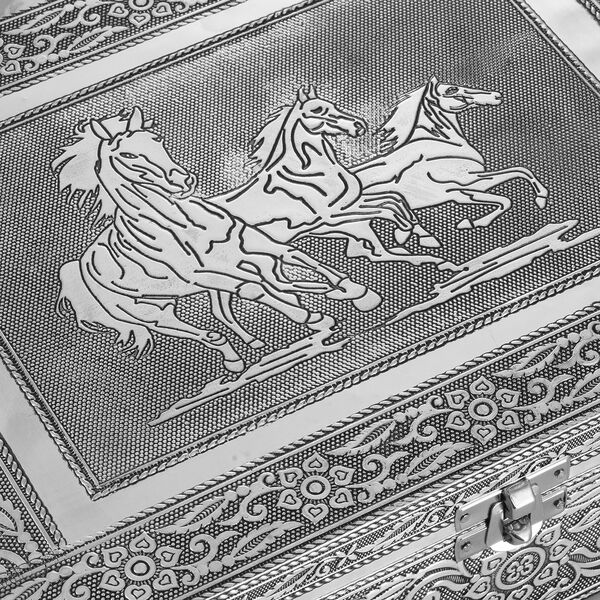 Schmuckk&auml;stchen aus Holz mit Aluminiumbeschlag, Pferde-Verzierung, Silber image number 8