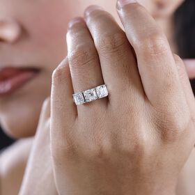 J Francis gefertigt mit SWAROVSKI- Weißer Swarovski Kristall Ring
