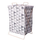 Dreieckiges Muster, faltbarer Wäschekorb, 48x36x25 cm, Grau und Weiß image number 0