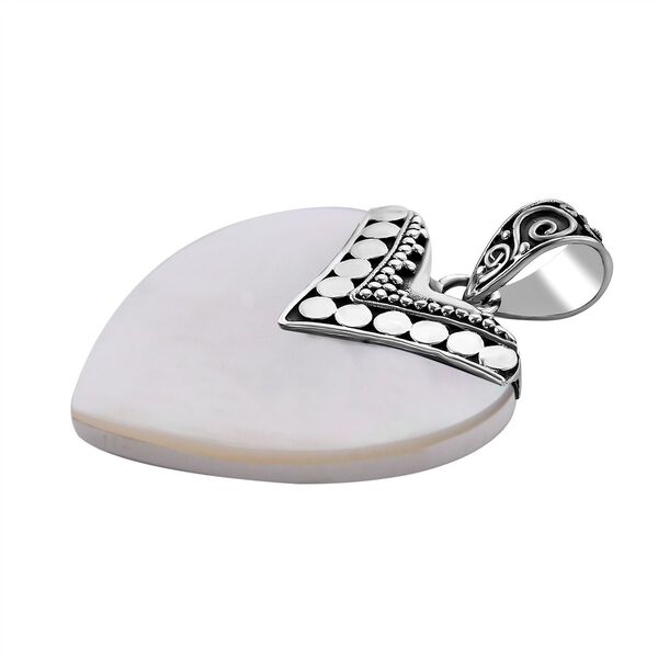 Royal Bali Collection- Perlmutt Herz Anhänger- 1 Karat image number 3