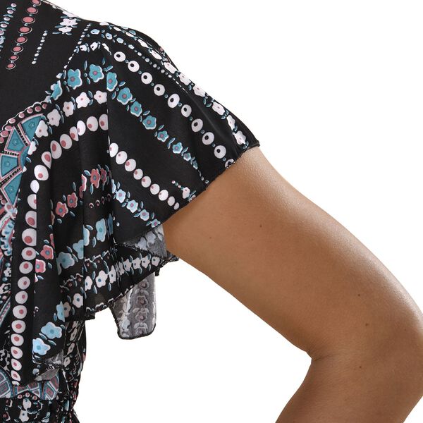 Maxikleid mit gesmokter Taille und Flatter&auml;rmeln, One Size, Schwarz image number 5