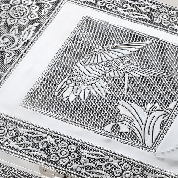 4-teiliges Set handgefertigter Aluminiumboxen mit Kolibri-Motiv, Größen von 24x17x9 cm bis 13x6,5x3 cm image number 8