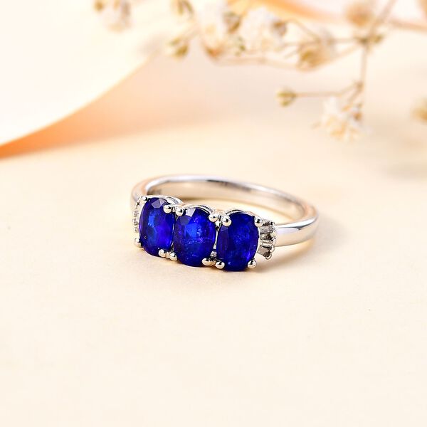 Blauer Spinell und Diamant-Ring - 1,59 ct. image number 2