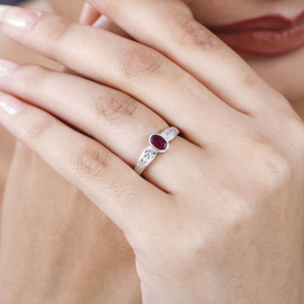 Afrikanischer Rubin (Fissure gef&uuml;llt), wei&szlig;er Zirkon Ring, 925 Silber platiniert (Gr&ouml;&szlig;e 19.00) ca. 0.91 ct image number 3