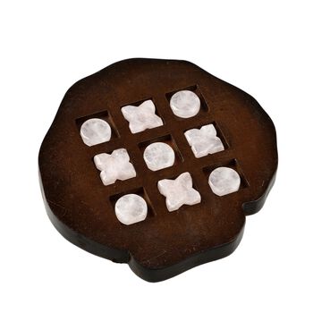 Tic Tac Toe mit Rosenquarz-Edelstein