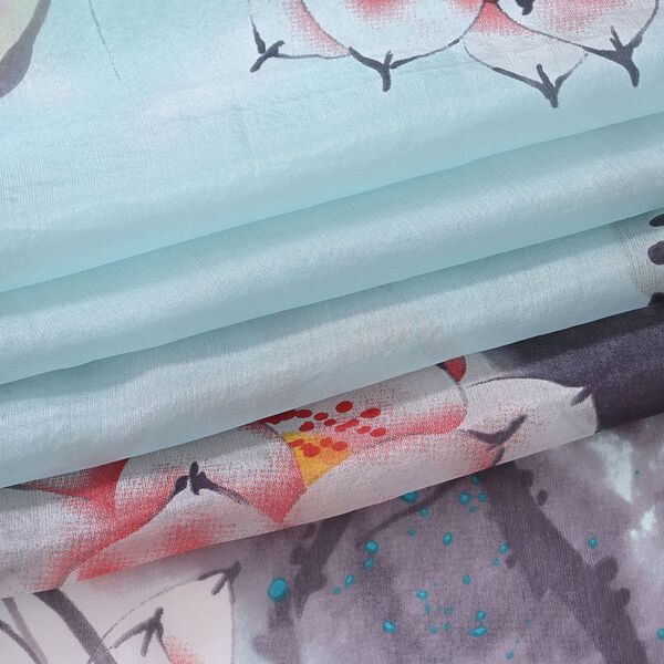  LA MAREY signature 100% silk scarf110*195cmweight:40gcolor:light blue with floral patternsMaterial:100% Mulberry silk image number 7