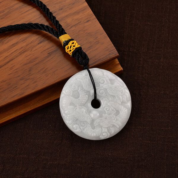 Zwei-Drachen-H&auml;ngedekor aus Myanmar Jadeit Typ A, naturbelassene Schnitzarbeit, ca. 5 cm image number 1