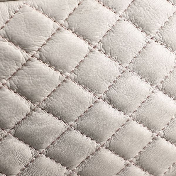 100% Echtleder-G&uuml;rteltasche in Stepp-Optik, 21,5x16,5 cm, Beige image number 5