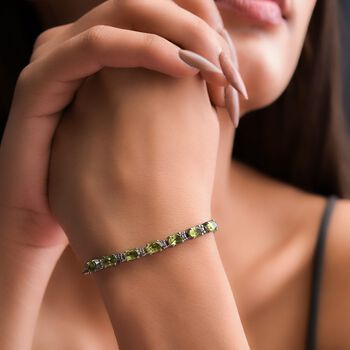 Subtiles Peridot-Armband