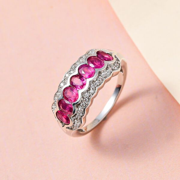 Afrikanischer Rubin (Fissure gef&uuml;llt) und wei&szlig;er Zirkon-Ring, 925 Silber platiniert (Gr&ouml;&szlig;e 17.00) ca. 1.90 ct image number 2