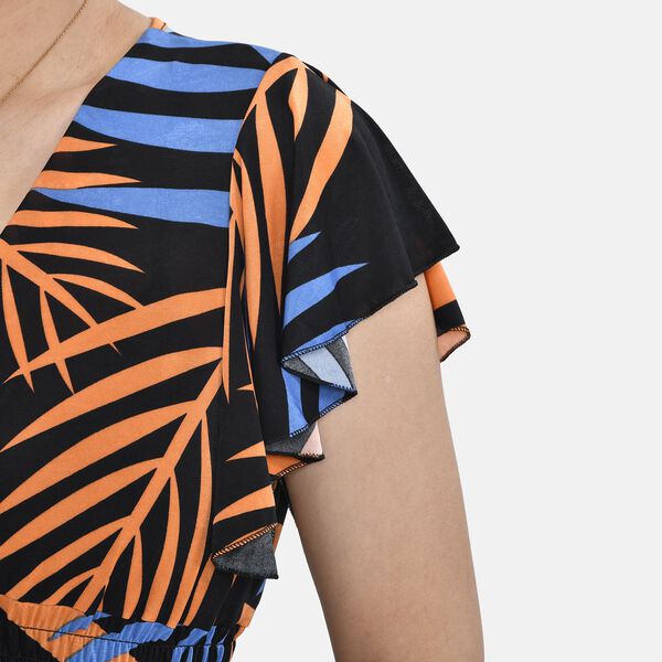 Maxikleid mit gesmokter Taille und Flatter&auml;rmeln, One Size, schwarz image number 7