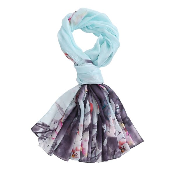  LA MAREY signature 100% silk scarf110*195cmweight:40gcolor:light blue with floral patternsMaterial:100% Mulberry silk image number 5