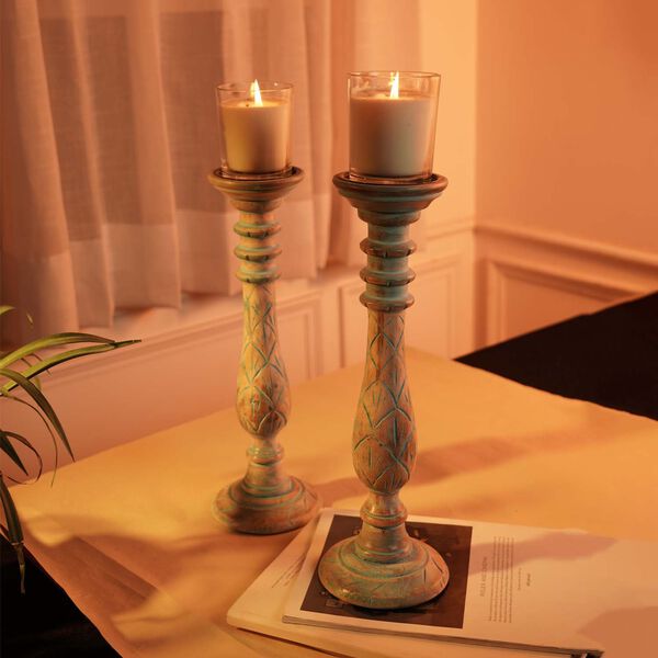 Set aus 2 antiken geschnitzten Holzkerzenhaltern mit rundem Ständer, 38cm, Hellblau image number 2
