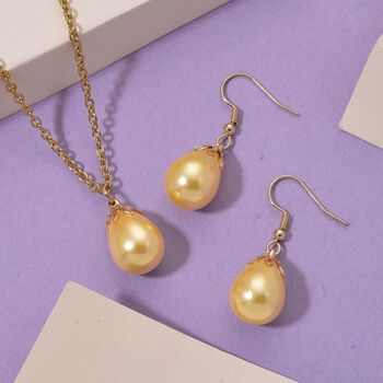 3er Set - Goldene Muschelkernperle Anh&auml;nger mit Kette und Ohrringe, Messing und Edelstahl