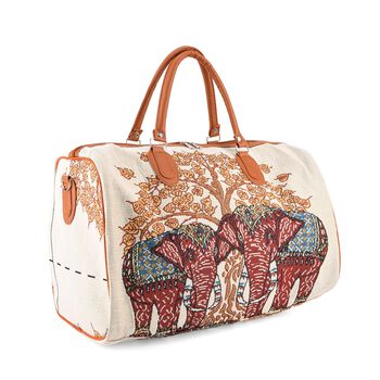 "Life style Color:White with red elephant print /Profile:Duffel bag wall(exterior):Polyester    Lining(interior): polyester; Pockets(exterior):Zipped-1 Pockets(interior):none Measurement:45*23*27cm         "