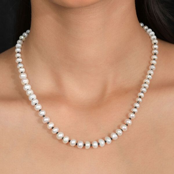 Weiße Süßwasserperle und schwarze Spinell 45cm Halskette image number 2