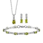 3er Set, natürliche Peridot Ohrringe, Armband, Anhänger mit Kette, Edelstahl, ca. 7.03 ct