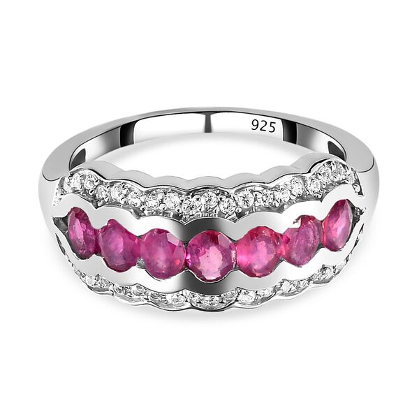 Afrikanischer Rubin (Fissure gef&uuml;llt) und wei&szlig;er Zirkon-Ring, 925 Silber platiniert (Gr&ouml;&szlig;e 17.00) ca. 1.90 ct