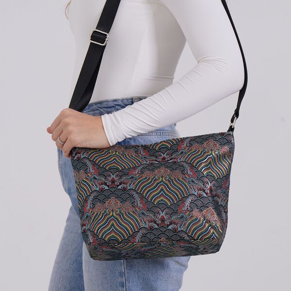 Jacquard-Tasche aus Poly-Satin mit Futter und Reißverschluss, Innentasche, schwarz image number 3