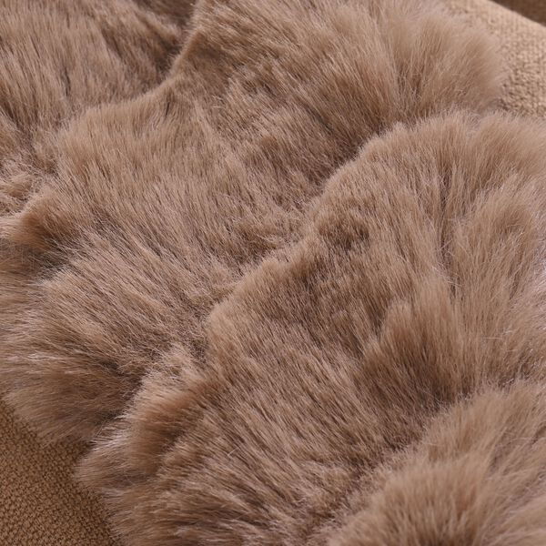 Damen Poncho aus Kunstfell für Herbst und Winter, Kamelfarben/beige image number 2