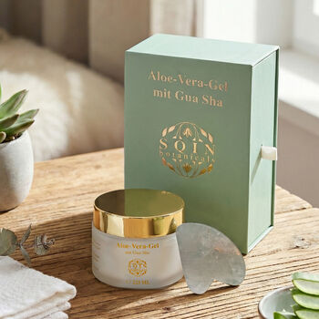 SQIN Botanicals - Aloe Vera Gel Set 225 ml mit Rauchquarz Gua Sha