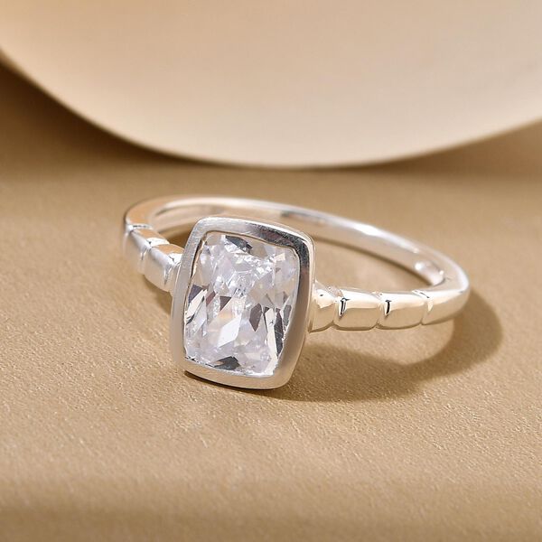 Wei&szlig;er Zirkonia-Solit&auml;r-Ring in Silber, 2,22 ct. image number 2