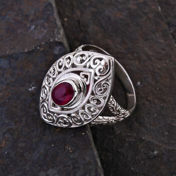 Royal Bali Kollektion- afrikanischer Rubin-Ring - 1,98 ct.