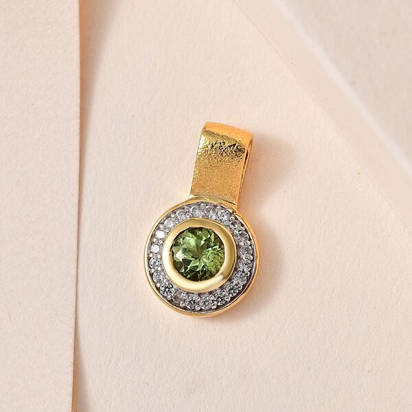 Nat&uuml;rlicher AA Calabar-Turmalin, Wei&szlig;er Zirkon Anh&auml;nger, 925 Silber Gelbgold Vermeil ca. 0.80 ct image number 2