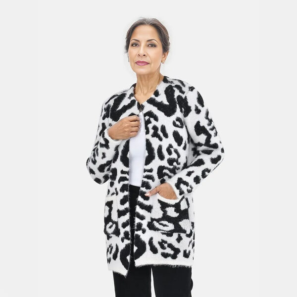 Winter-Kapuzenpullover mit 2 Taschen, Leopardenmuster, Schwarz und wei&szlig; image number 3