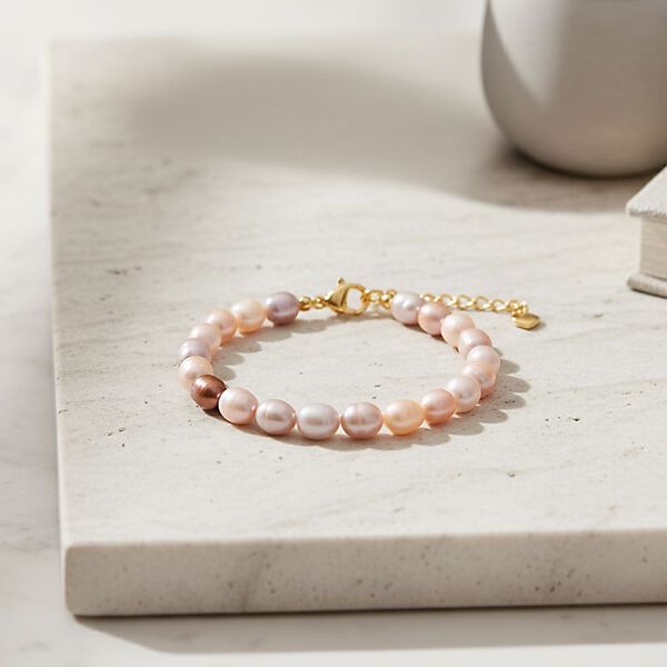 Mehrfarbiges S&uuml;&szlig;wasser Perle Armband in Goldton image number 2