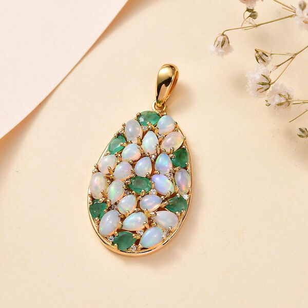 AA nat&uuml;rlicher, &auml;thiopischer Welo Opal, Kagem sambischer Smaragd und Zirkon-Anh&auml;nger - 3,50 ct. image number 2