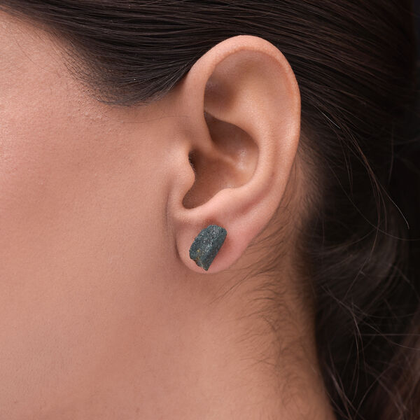 Handgearbeitete, blaugr&uuml;ner Grandidierit Fancy-Schliff-Ohrstecker, 925 Silber platiniert ca. 6,72 ct image number 3