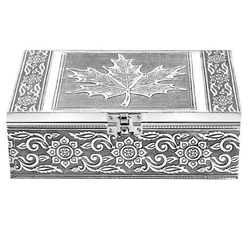 2er-Set – Oxidierte 20x13,5x7cm Aluminium-Schmuckbox und 16x9,5x3,8cm Perlen-Box, Ahornblatt-Prägung, Silber und Beige image number 1