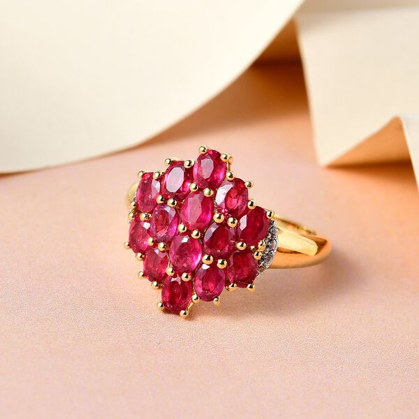 Afrikanischer Rubin (Fissure gef&uuml;llt) und wei&szlig;er Zirkon Ring, 925 Silber vergoldet (Gr&ouml;&szlig;e 17.00) ca. 3.77 ct image number 2