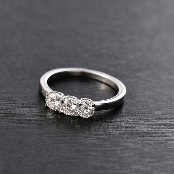 Moissanit Ring, 925 Silber platiniert - 0,68 ct. image number 1