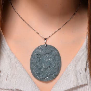 Nat&uuml;rlicher Olmek Jadeit Anh&auml;nger mit 50cm Kette - 105 ct.